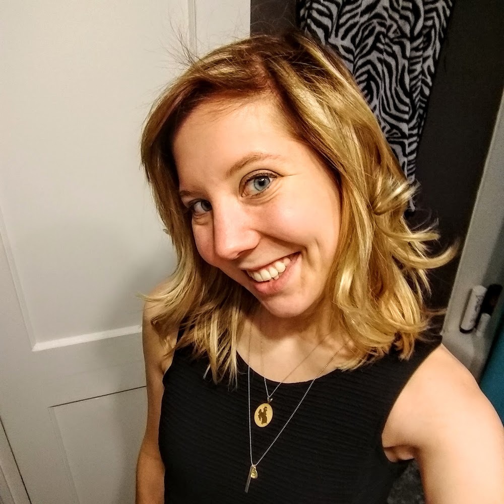Meet your Posher, Caitlyn